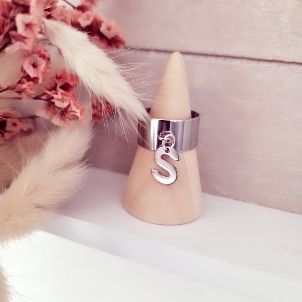 bagues pampille initiale