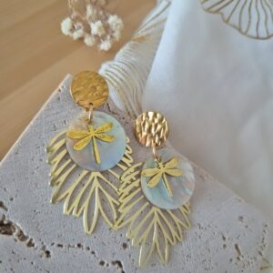 Boucles d'oreilles lumière de libellule