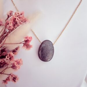 collier pyrite