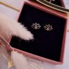 puce lotus