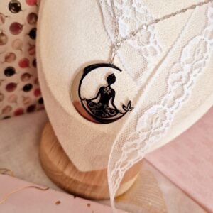 collier boudha