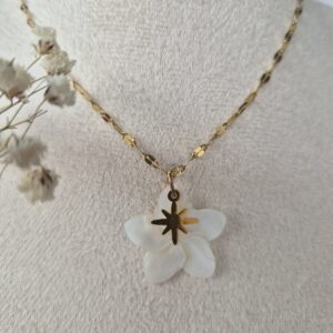 collier éclat de nacre