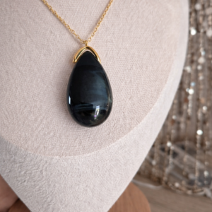 Chez libellule bijoux confectionne des bijoux uniques faits avec amour et passion