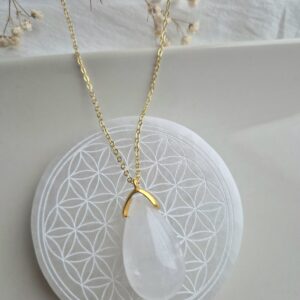 Chez libellule bijoux confectionne pour vous des pierres naturelles